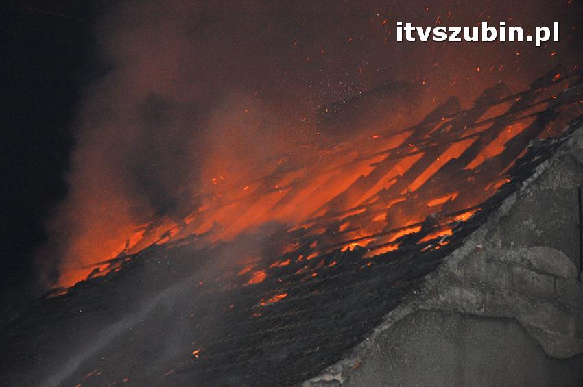 Pożar domu jednorodzinnego w Nowym Świecie