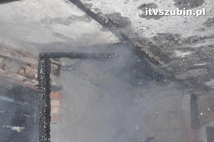 Pożar domu jednorodzinnego w Nowym Świecie