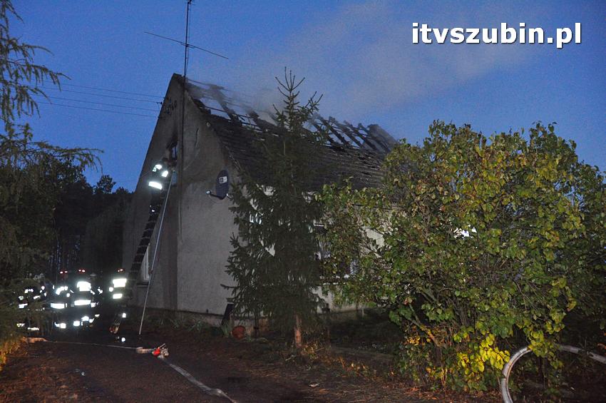 Pożar domu jednorodzinnego w Nowym Świecie
