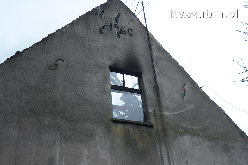 Pożar domu jednorodzinnego w Nowym Świecie