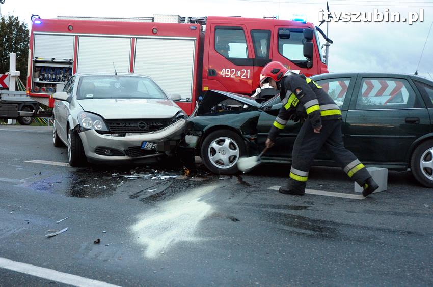Kolizja dwóch pojazdów w Zamościu sparaliżowała krajową piątkę na 2 godziny