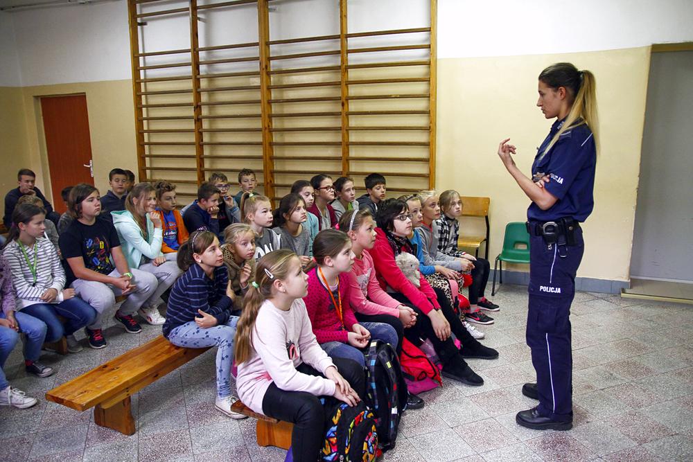 Warsztatów z Policjantami w ZS w Szubinie