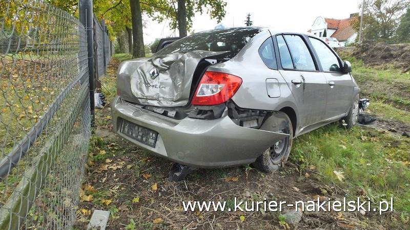Zdarzenie drogowe na drodze krajowej nr 10 w Trzeciewnicy