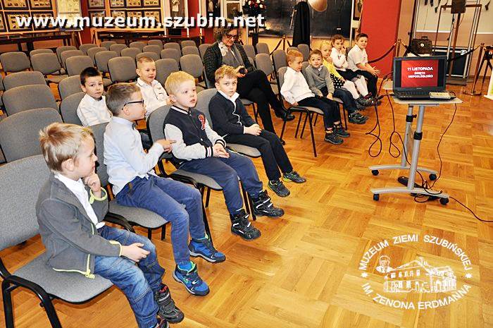 Zajęcia związane z Narodowym Świętem Niepodległości w Muzeum Ziemi Szubińskiej