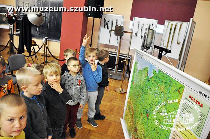 Zajęcia związane z Narodowym Świętem Niepodległości w Muzeum Ziemi Szubińskiej