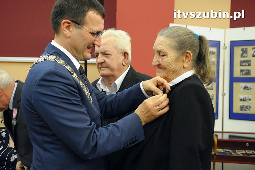 Dziewięć par świętowało swój Jubileusz pożycia małżeńskiego w murach szubińskiego muzeum