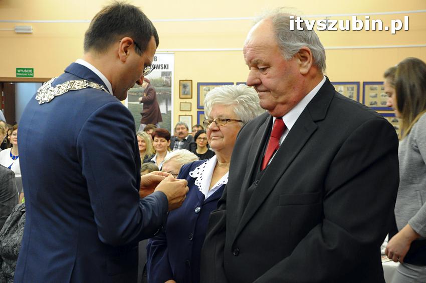 Dziewięć par świętowało swój Jubileusz pożycia małżeńskiego w murach szubińskiego muzeum