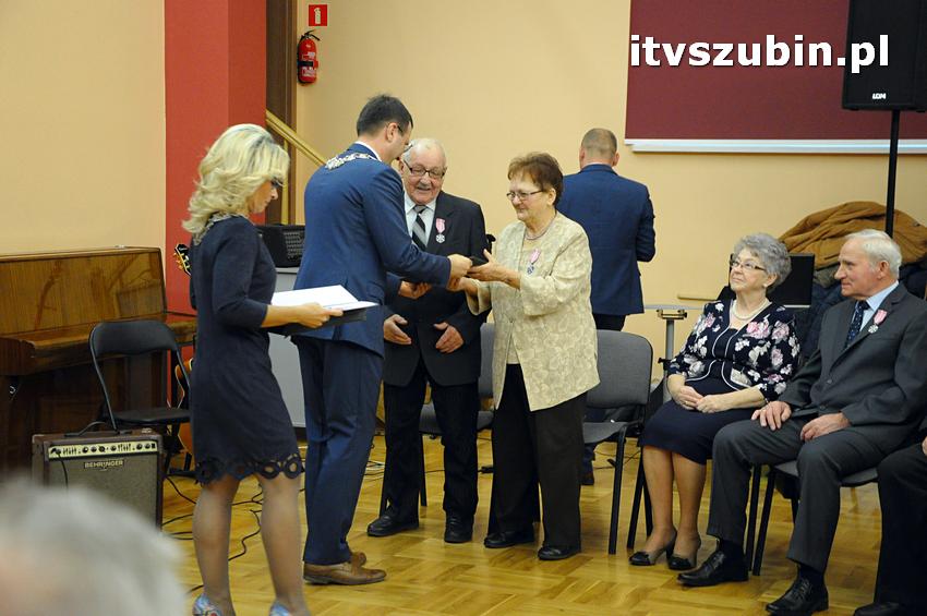 Dziewięć par świętowało swój Jubileusz pożycia małżeńskiego w murach szubińskiego muzeum
