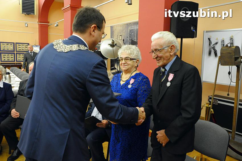 Dziewięć par świętowało swój Jubileusz pożycia małżeńskiego w murach szubińskiego muzeum