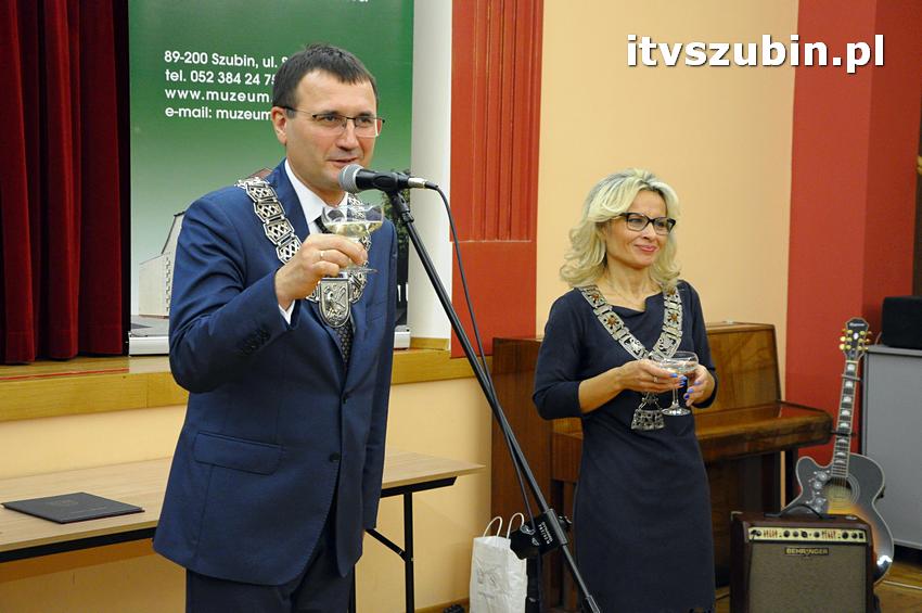 Dziewięć par świętowało swój Jubileusz pożycia małżeńskiego w murach szubińskiego muzeum