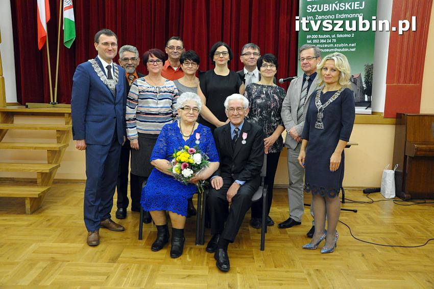 Dziewięć par świętowało swój Jubileusz pożycia małżeńskiego w murach szubińskiego muzeum