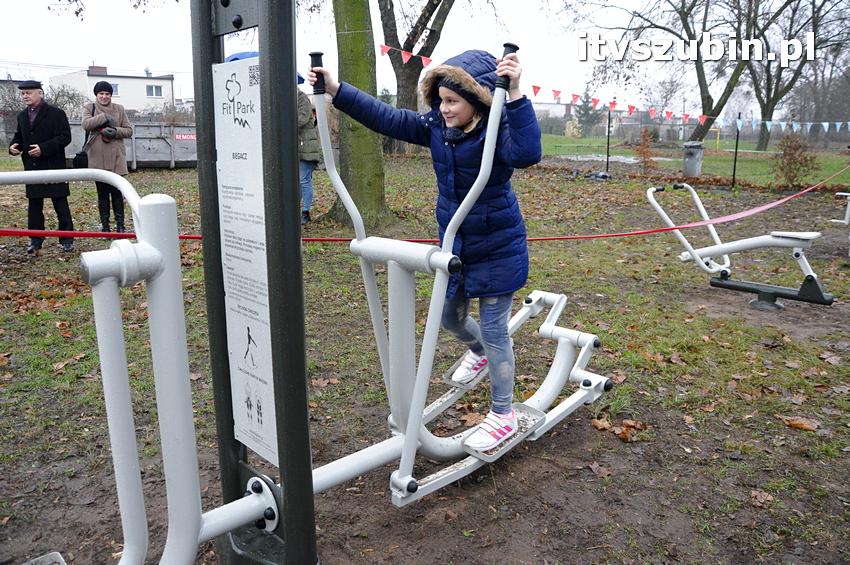 Uroczyste otwarcie siłowni zewnętrznej w Kowalewie
