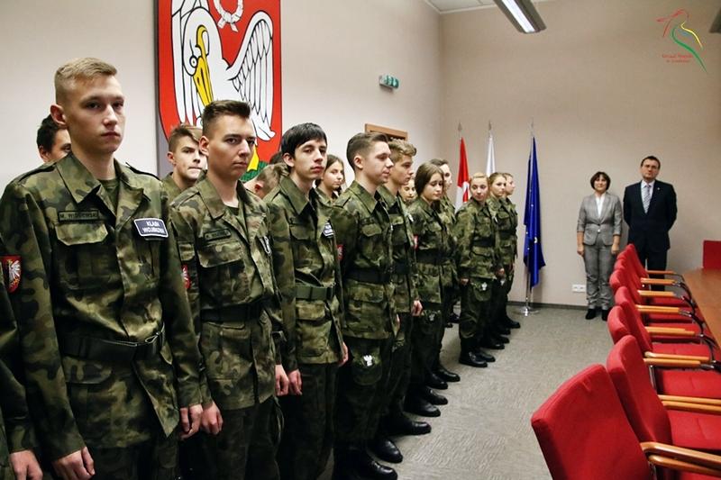 Kadeci klasy wojskowej ITL z ZSP w Urzędzie Miejskim w Szubinie