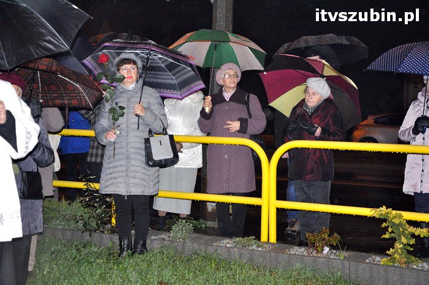 Piątkowy Wieczór Uwielbienia i sobotni akt przyjęcia Jezusa Chrystusa za Króla i Pana w Szubinie