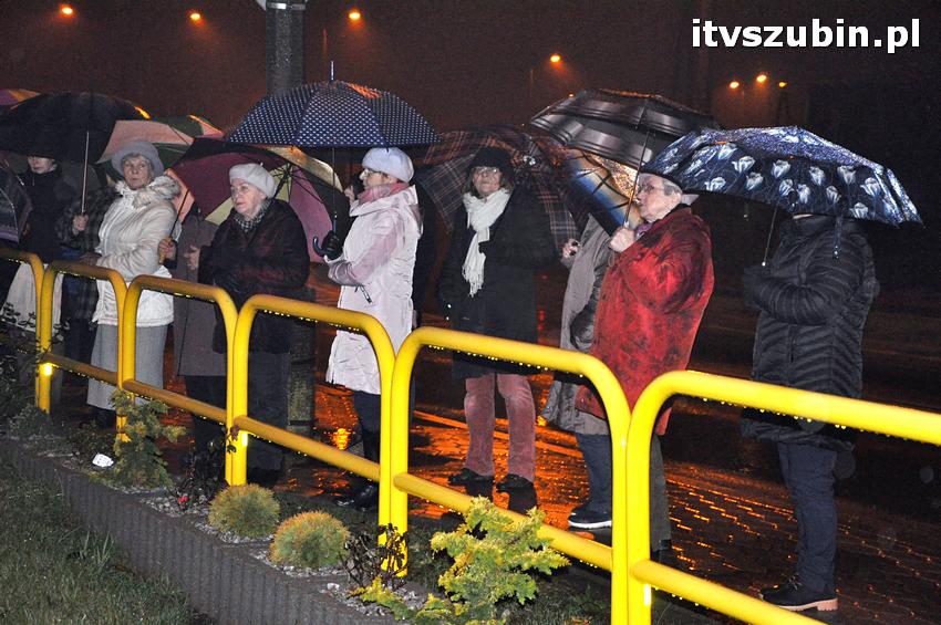 Piątkowy Wieczór Uwielbienia i sobotni akt przyjęcia Jezusa Chrystusa za Króla i Pana w Szubinie