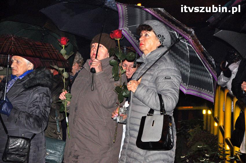 Piątkowy Wieczór Uwielbienia i sobotni akt przyjęcia Jezusa Chrystusa za Króla i Pana w Szubinie