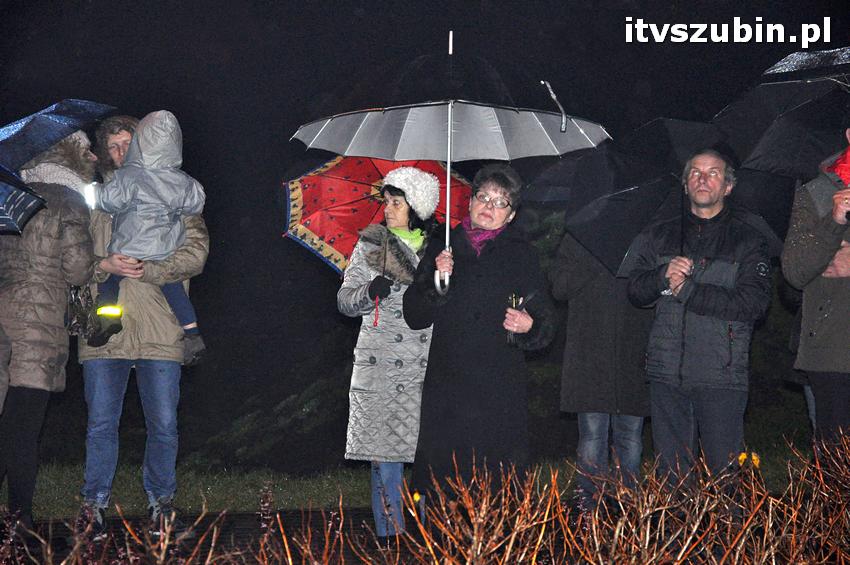 Piątkowy Wieczór Uwielbienia i sobotni akt przyjęcia Jezusa Chrystusa za Króla i Pana w Szubinie