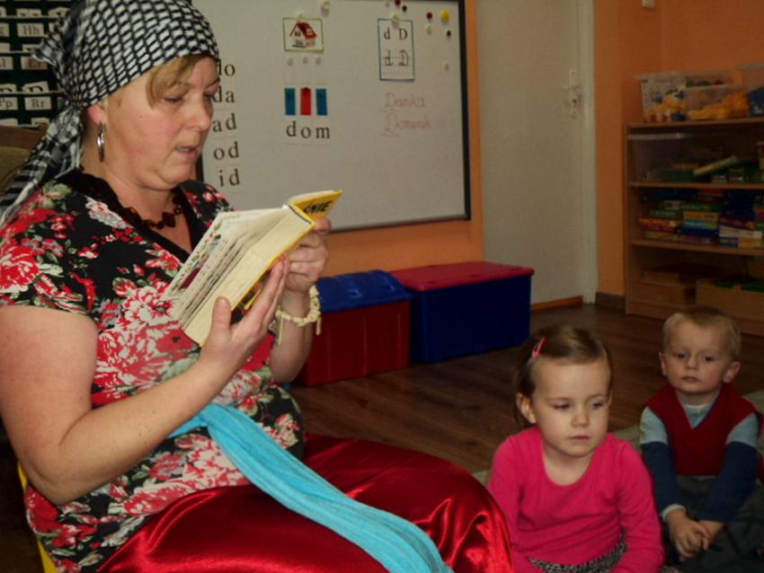 Grupa Słoneczka bierze udział w akcji: ?Cała Polska czyta dzieciom?