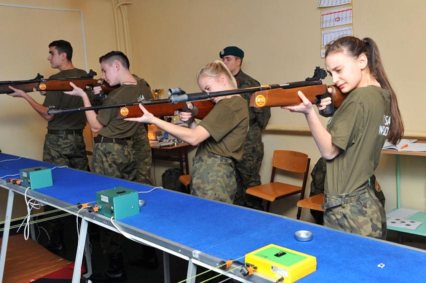 Dobowe szkolenie taktyczne uczniów kadetów klasy wojskowej I TL z ZSP w Szubinie