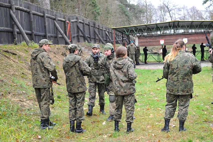Dobowe szkolenie taktyczne uczniów kadetów klasy wojskowej I TL z ZSP w Szubinie