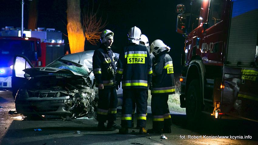 Groźny wypadek na krzyżówce do Wapna