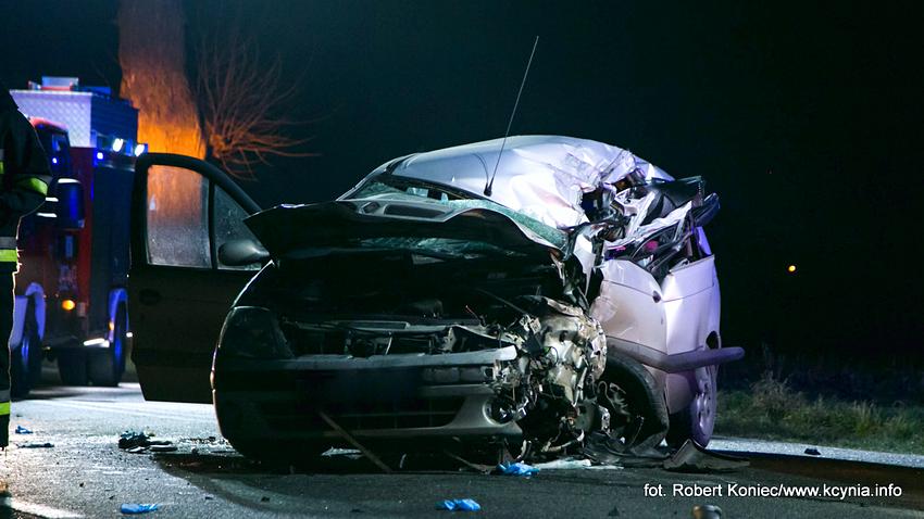 Groźny wypadek na krzyżówce do Wapna