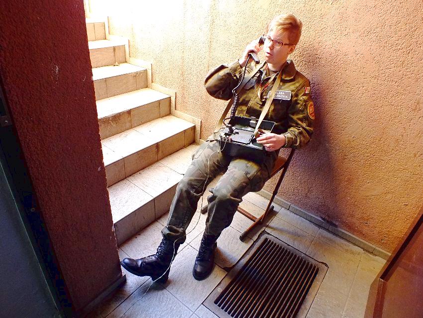 Szkolenie mundurowych z ZSP w Szubinie z łączności przewodowej