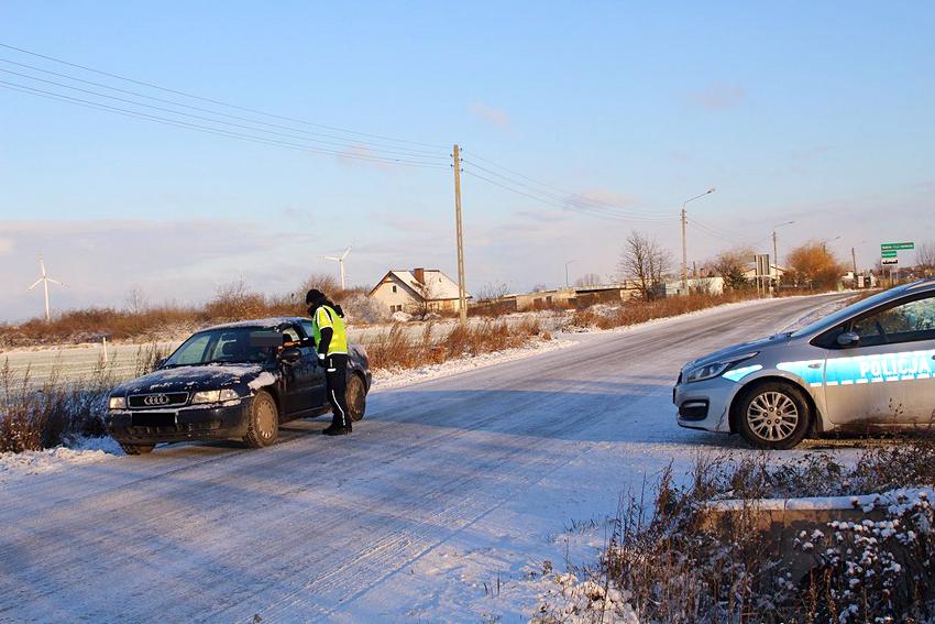 Policjanci z Nakła skontrolowali trzeźwość ponad 2 tysięcy kierowców