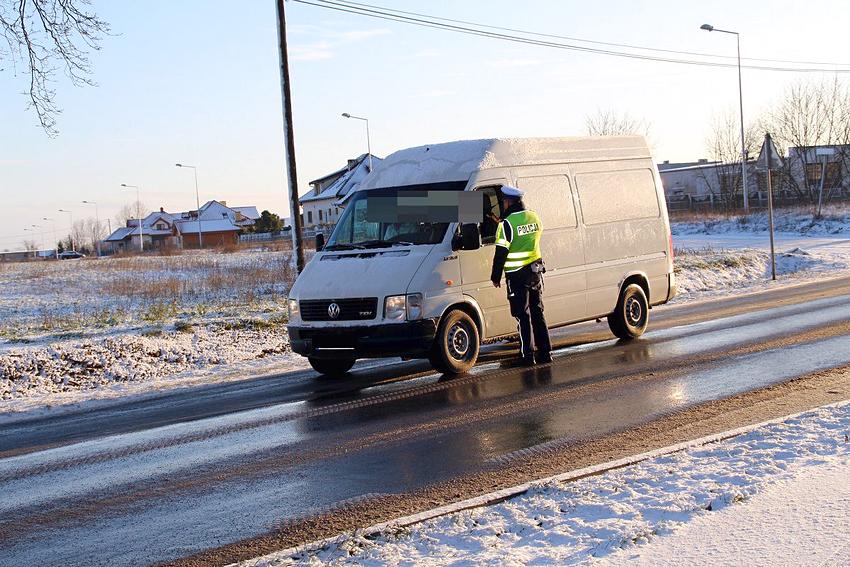 Policjanci z Nakła skontrolowali trzeźwość ponad 2 tysięcy kierowców
