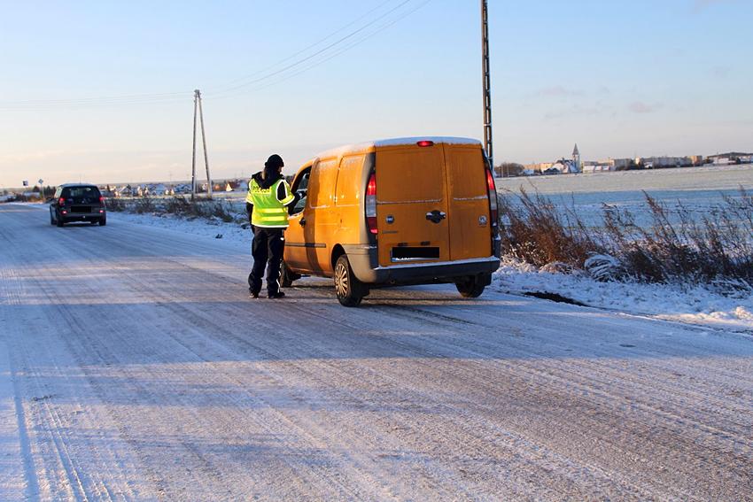 Policjanci z Nakła skontrolowali trzeźwość ponad 2 tysięcy kierowców