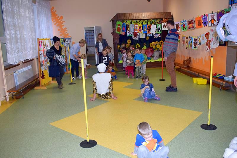 ?Nie obejdzie się bez misia? ? tak pisała w swoim wierszu Maria Czerkawska i tak myślą wszystkie dzieci na całym świecie?