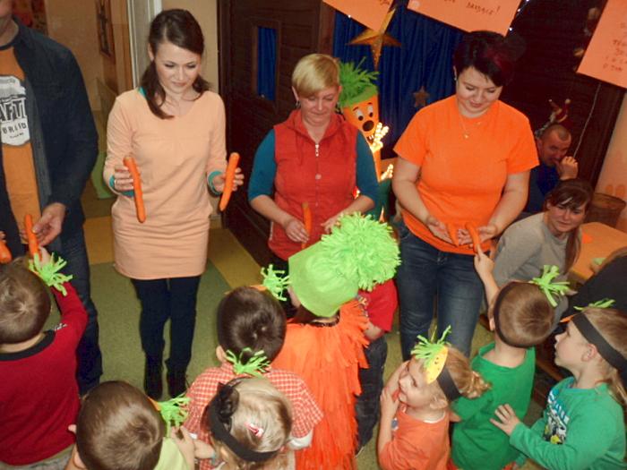 Rodzinne Świętowanie ? Urodziny Marchewki w Grupie Słoneczek