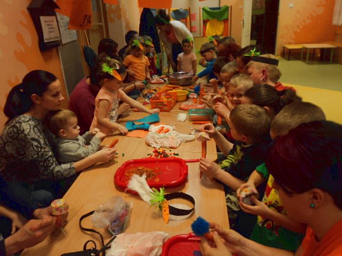 Rodzinne Świętowanie ? Urodziny Marchewki w Grupie Słoneczek