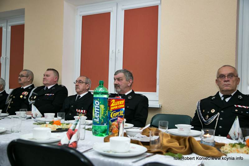 Strażacy seniorzy przełamali się opłatkiem
