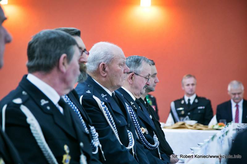 Strażacy seniorzy przełamali się opłatkiem