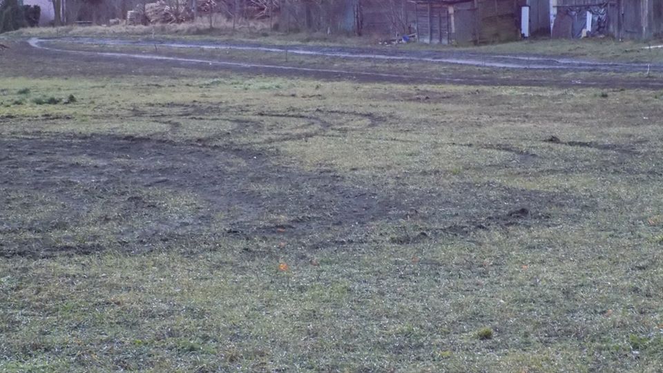 W Pińsku zostało zdewastowane boisko!
