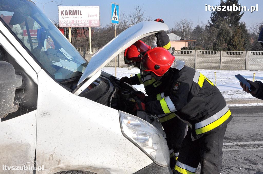 Kolizja trzech pojazdów w Szubinie