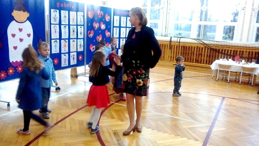 Dzień Babci i Dzień Dziadka u maluchów w Kowalewie