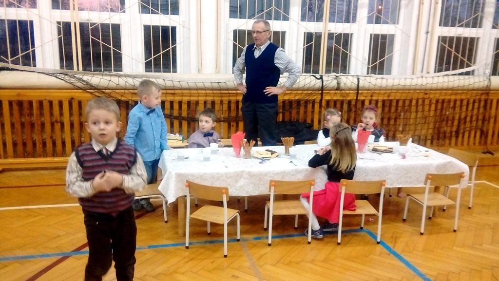 Dzień Babci i Dzień Dziadka u maluchów w Kowalewie
