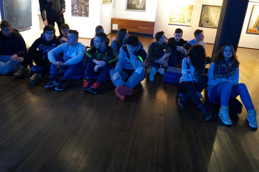 Lodowisko kontra muzeum
