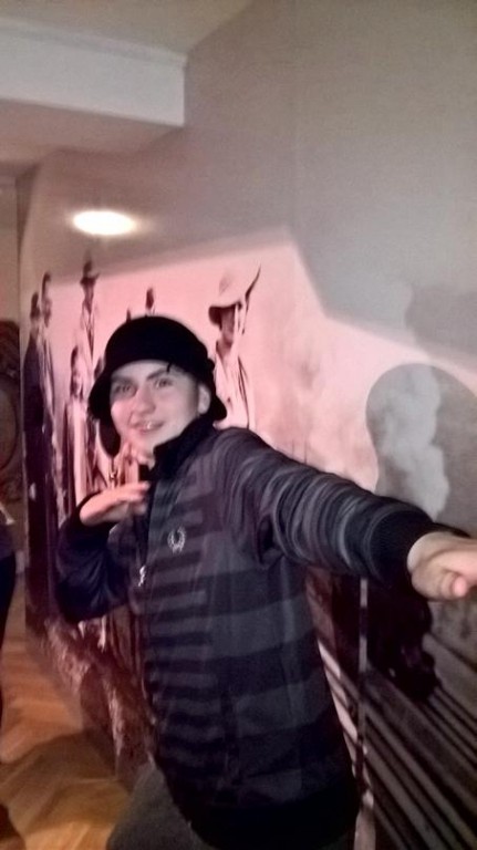 Lodowisko kontra muzeum