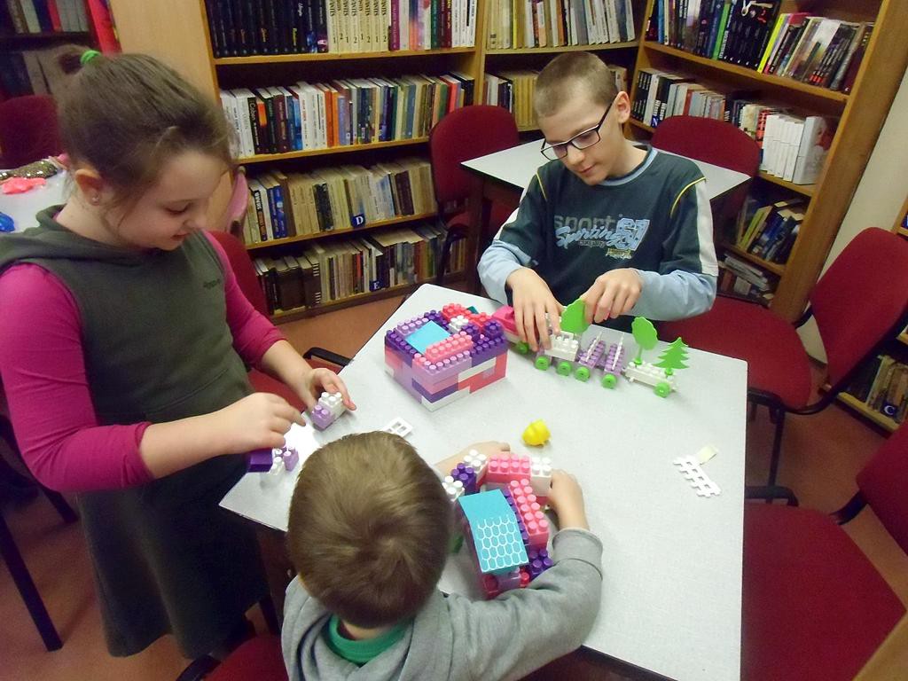 Ferie w bibliotece w Chomętowie