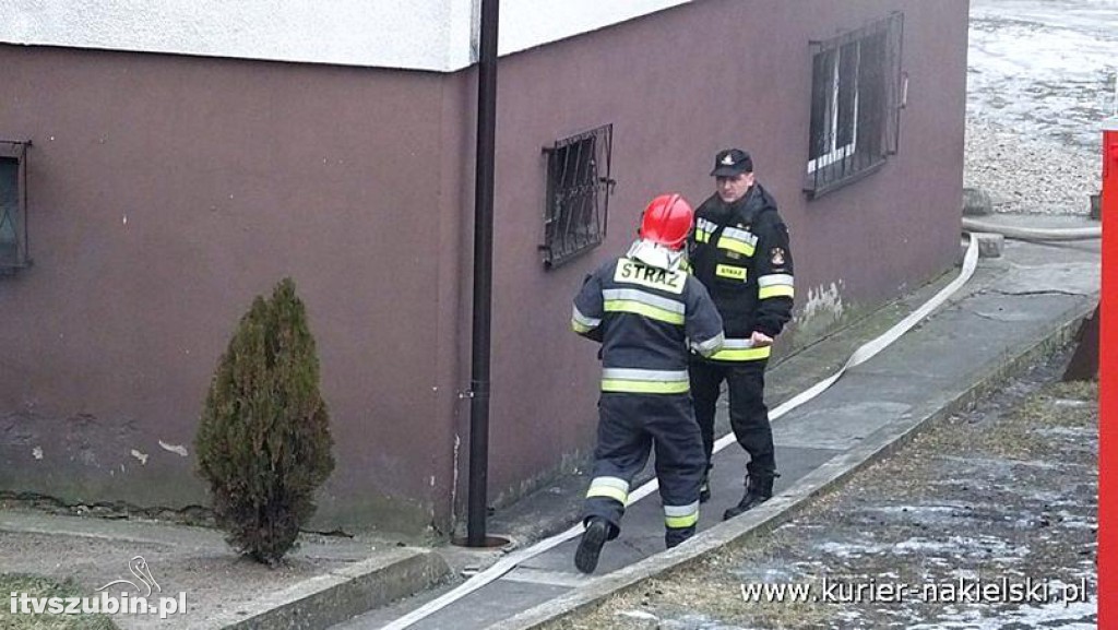 Pożar w budynku mieszkalnym w Nakle