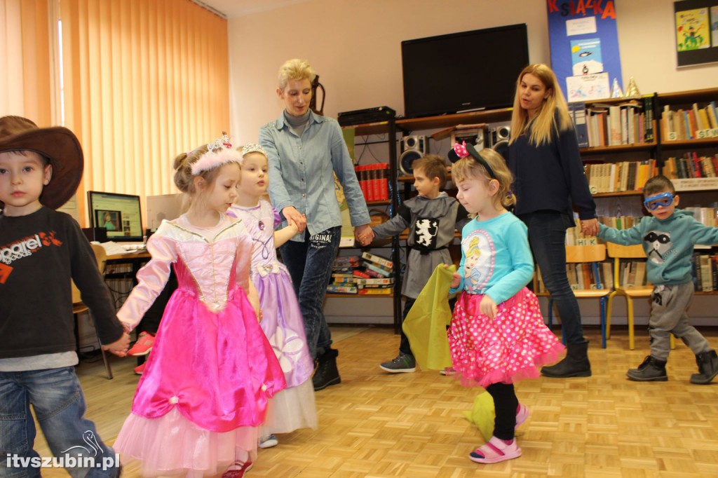 Karnawał w szubińskiej bibliotece