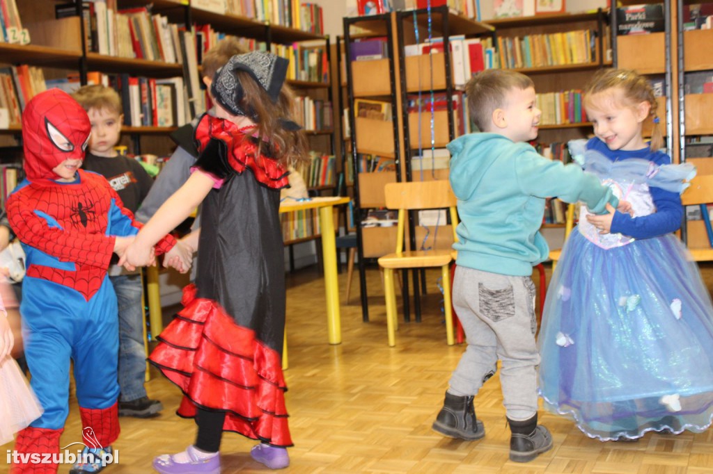 Karnawał w szubińskiej bibliotece
