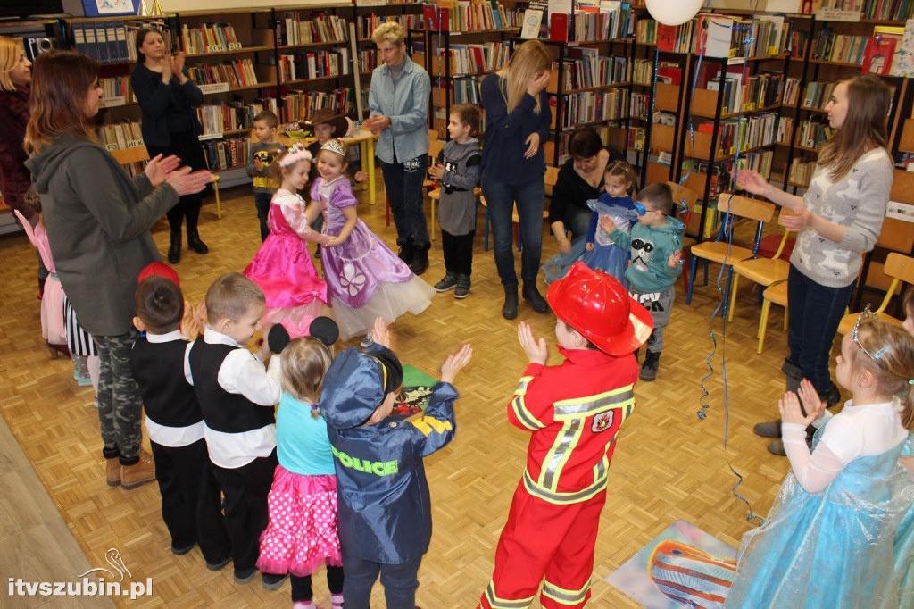 Karnawał w szubińskiej bibliotece