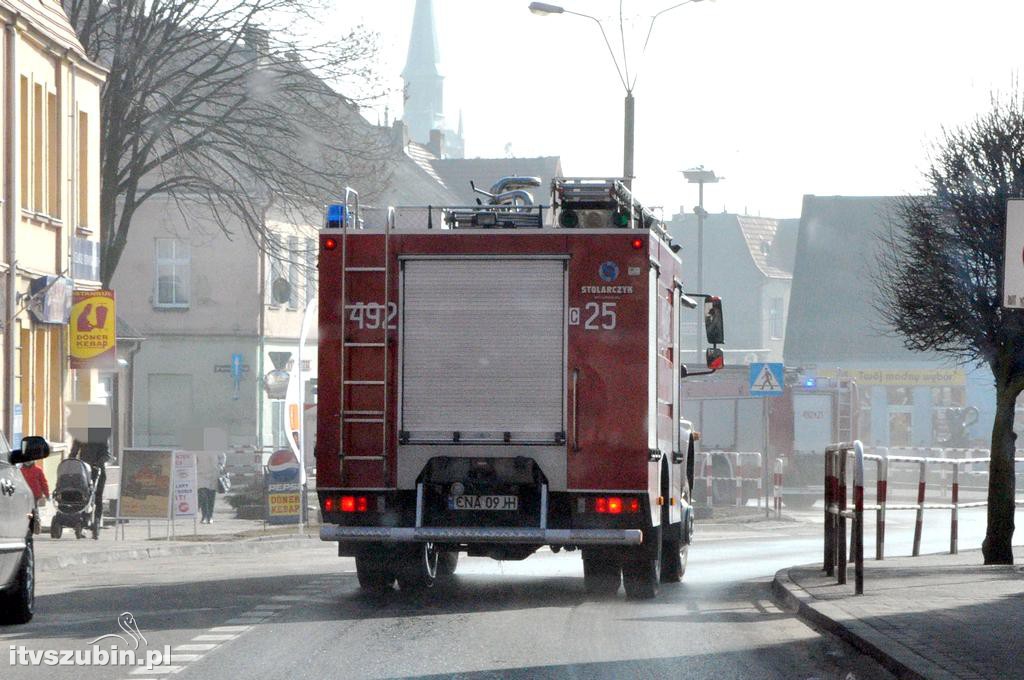 Pożar balotów w Smolnikach