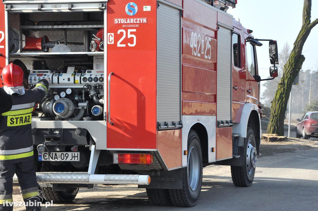 Pożar balotów w Smolnikach