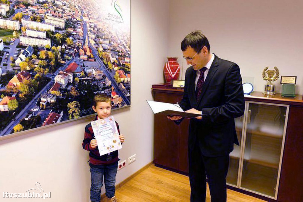 Mały Wielki Mistrz z wizytą u Burmistrza Szubina
