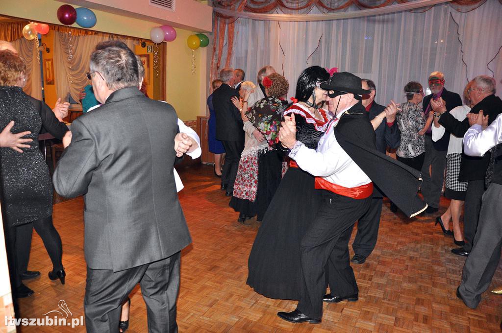 Emeryci pożegnali mijający karnawał 2017